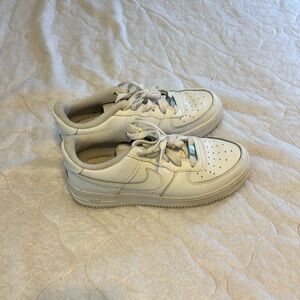 6.5 youth Air Force ones